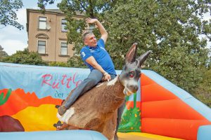 ruettlewitzsch_no_bullriding_cowboyhat_18